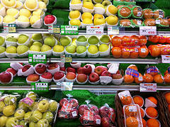 apples in supermarket